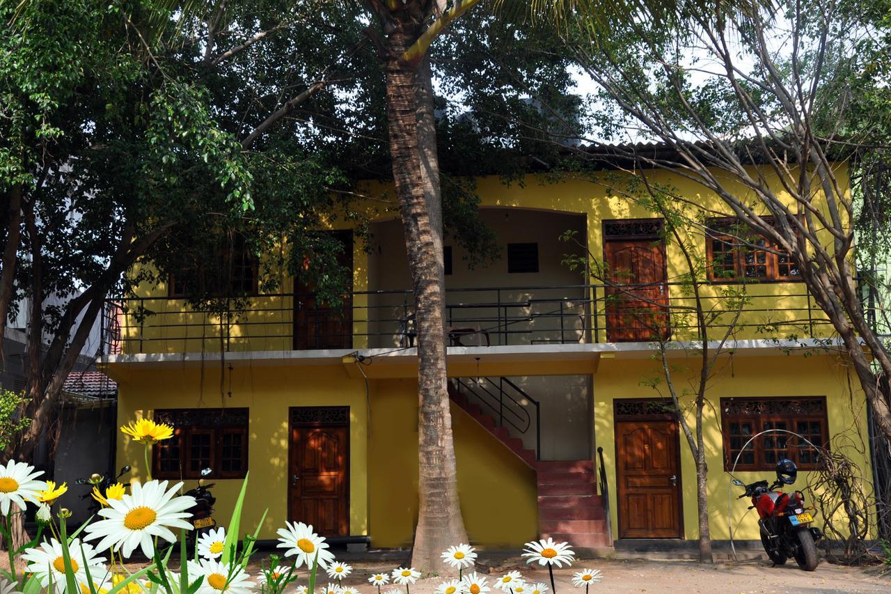 Hotel Pearl Gate Chilaw Ngoại thất bức ảnh
