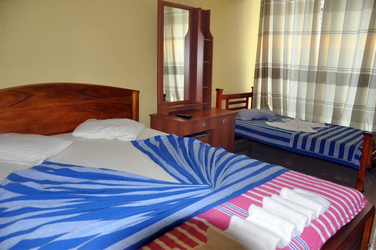 Hotel Pearl Gate Chilaw Ngoại thất bức ảnh
