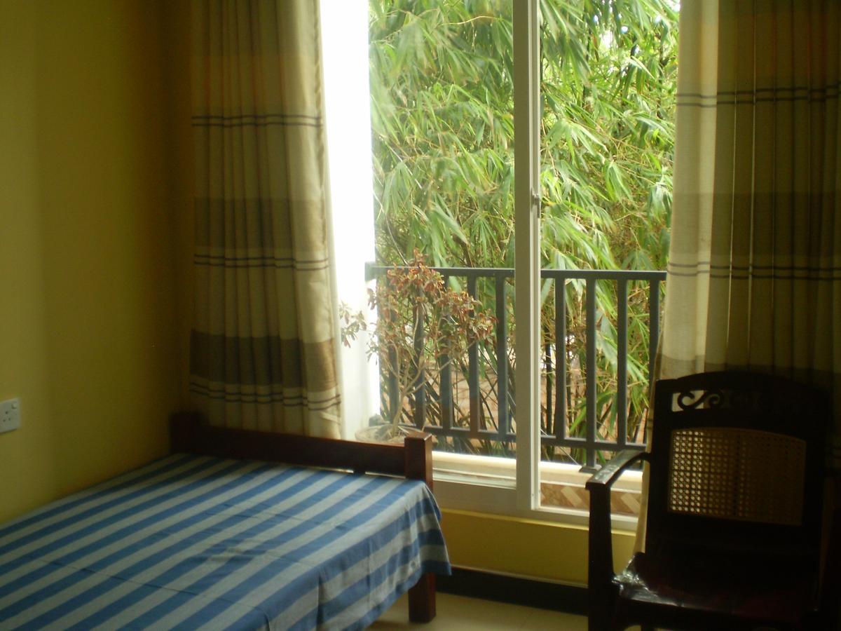 Hotel Pearl Gate Chilaw Ngoại thất bức ảnh